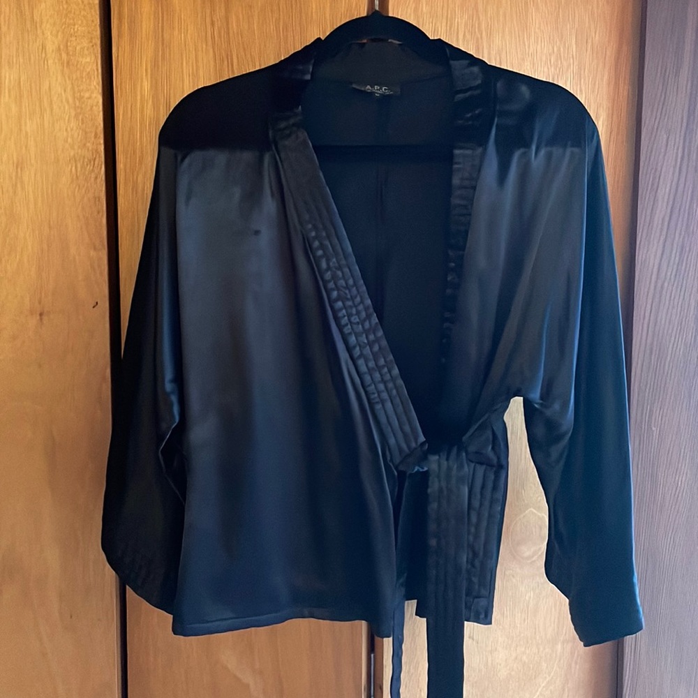 APC women’s kimono style black jacket